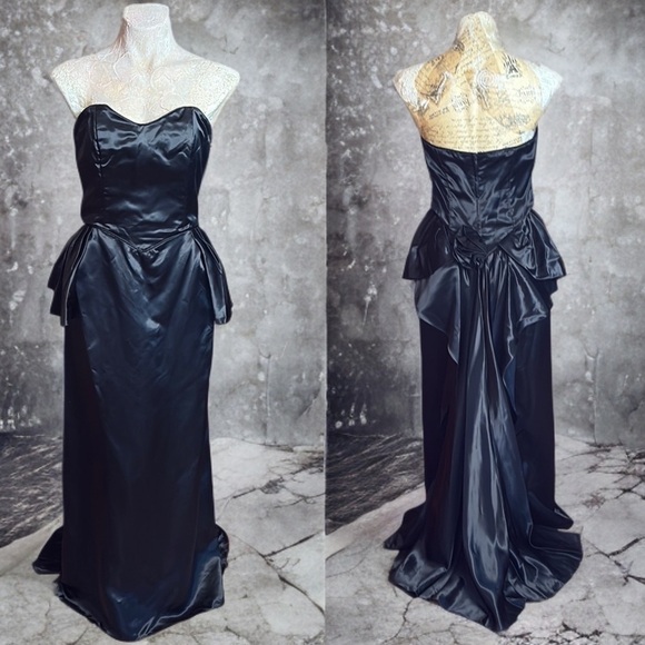 Vintage Dresses & Skirts - VTG Elegant satin strapless peplum trench train maxi black long Evening Gown